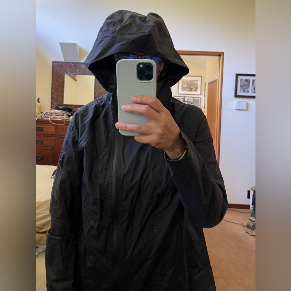 Nike Light Weight Women's Hooded Rain  Jacket M Black - Picture 9 of 16